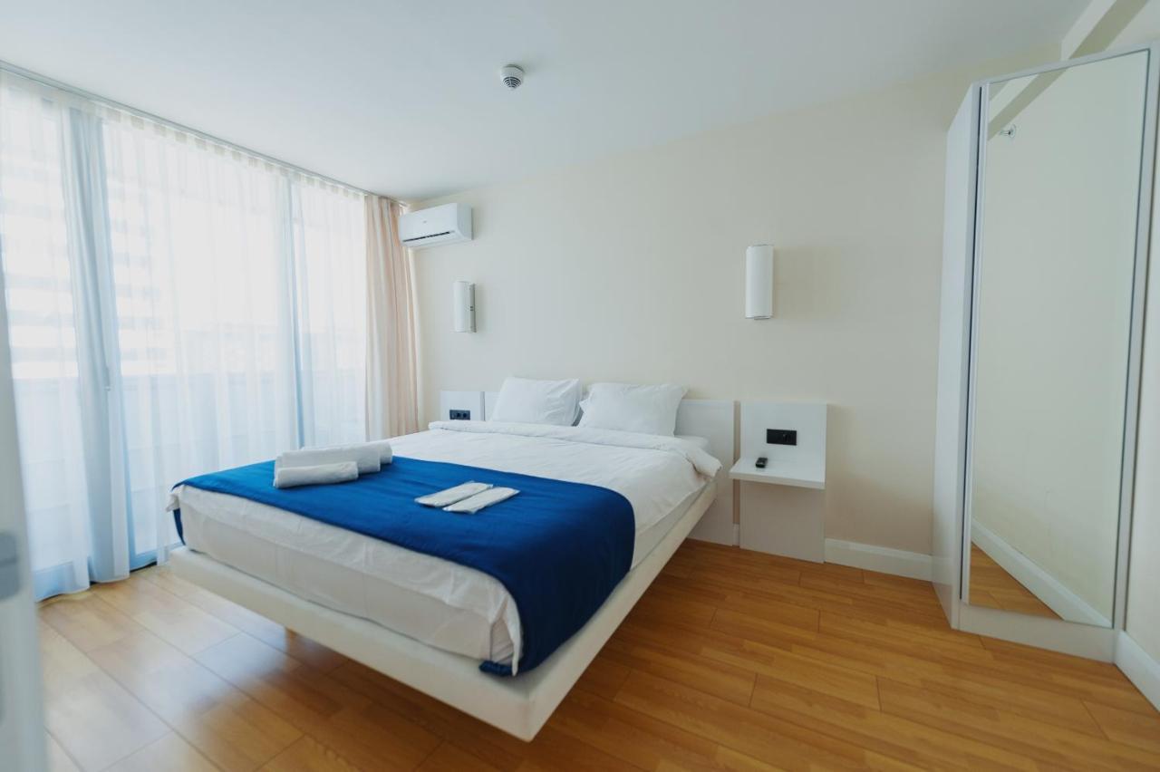 Aparthotel ~ Orbi City ~ Batumi Exterior photo
