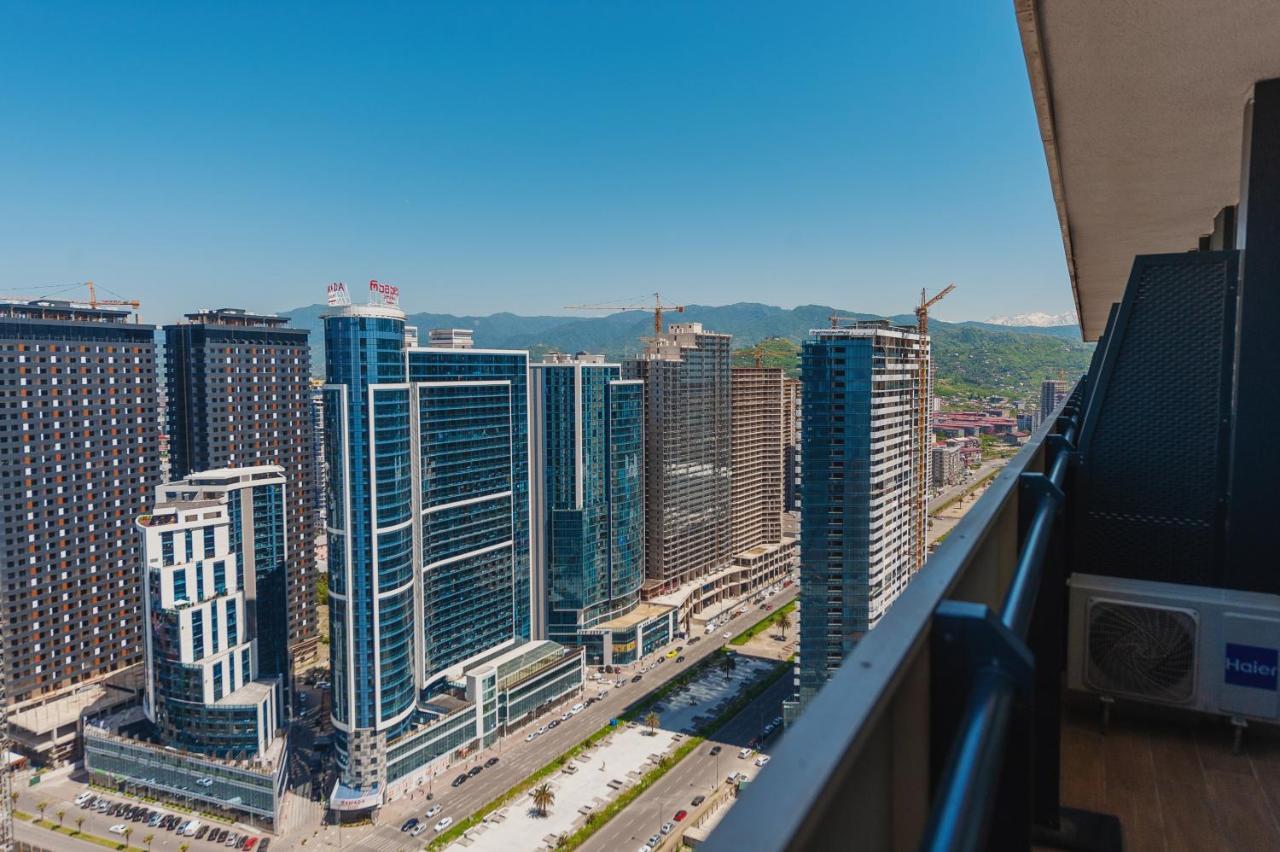 Aparthotel ~ Orbi City ~ Batumi Exterior photo