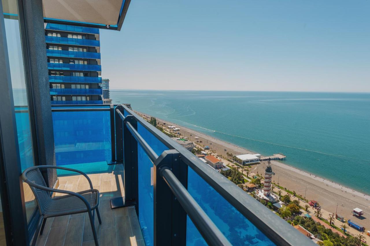 Aparthotel ~ Orbi City ~ Batumi Exterior photo
